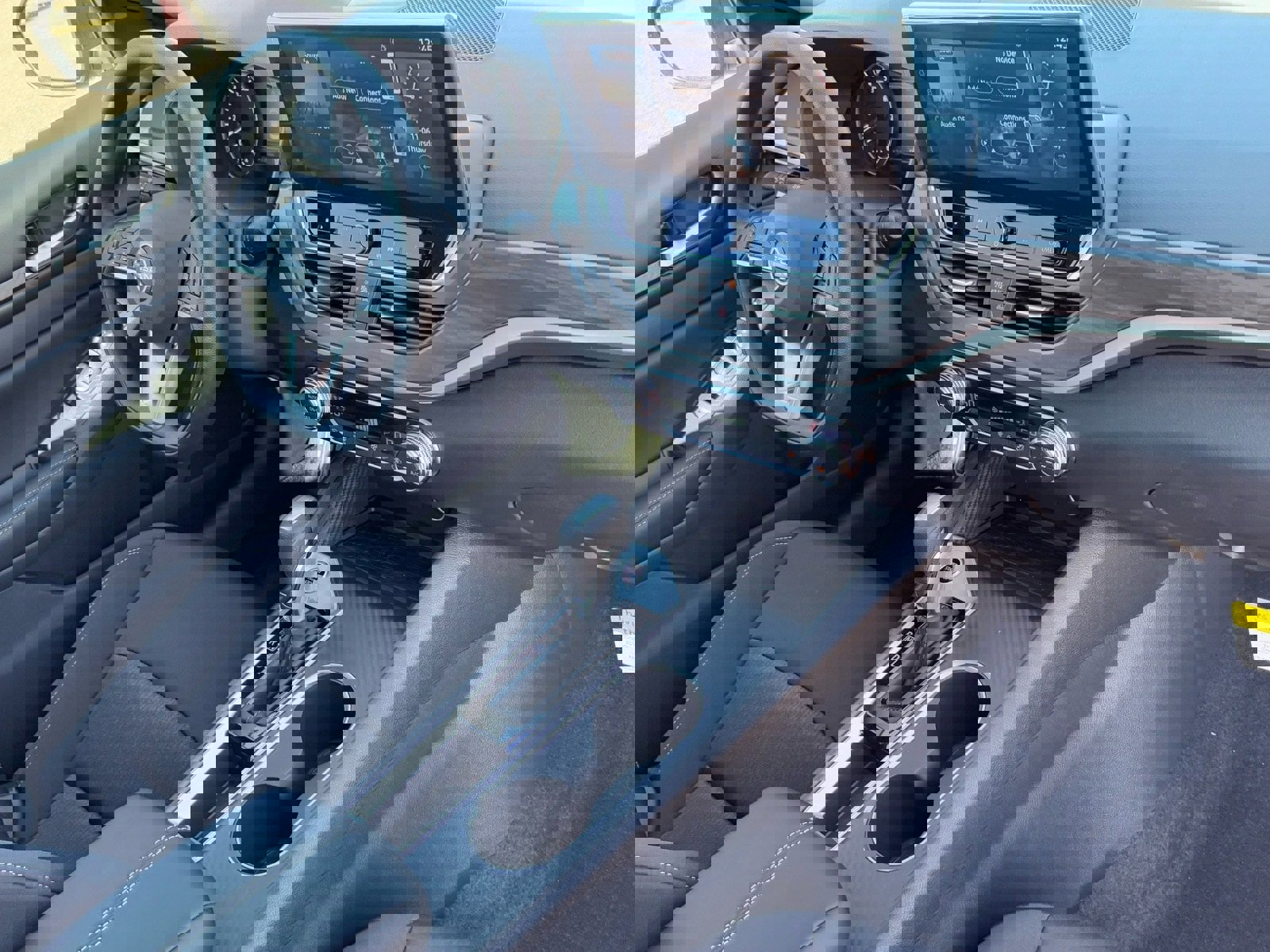 New 2025 Nissan Altima 2.5 SV w/ SV Special Edition Package image 11