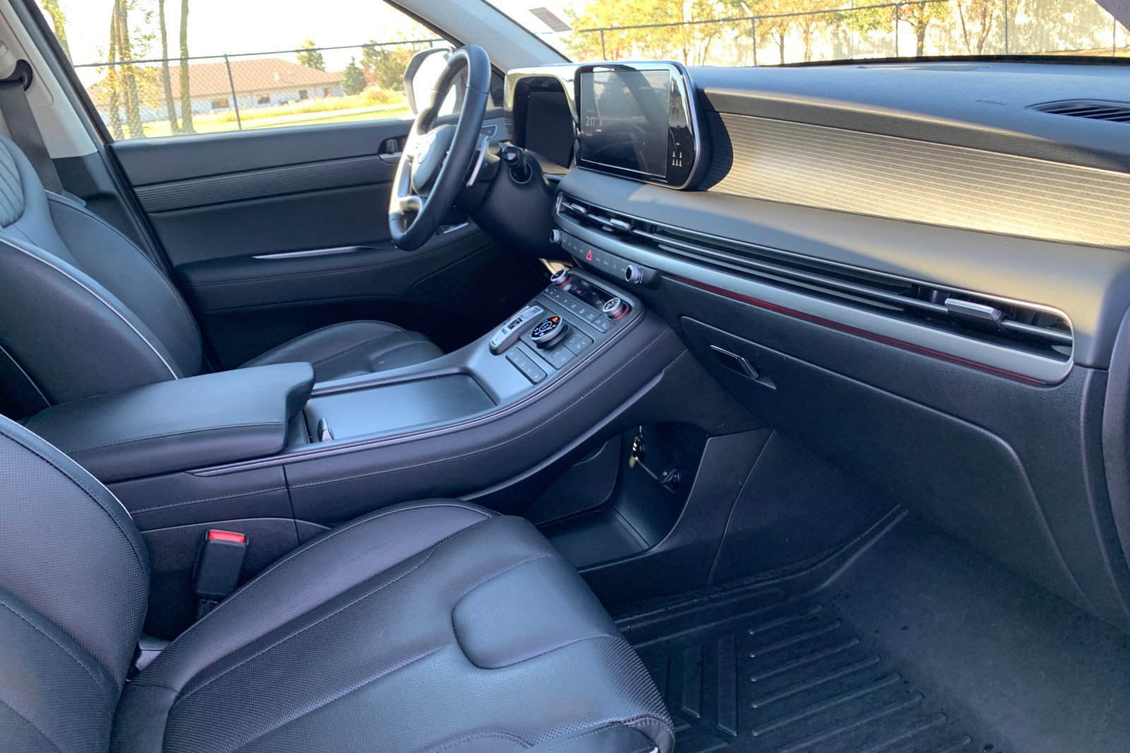Used 2024 Hyundai Palisade Limited AWD/4WD image 21