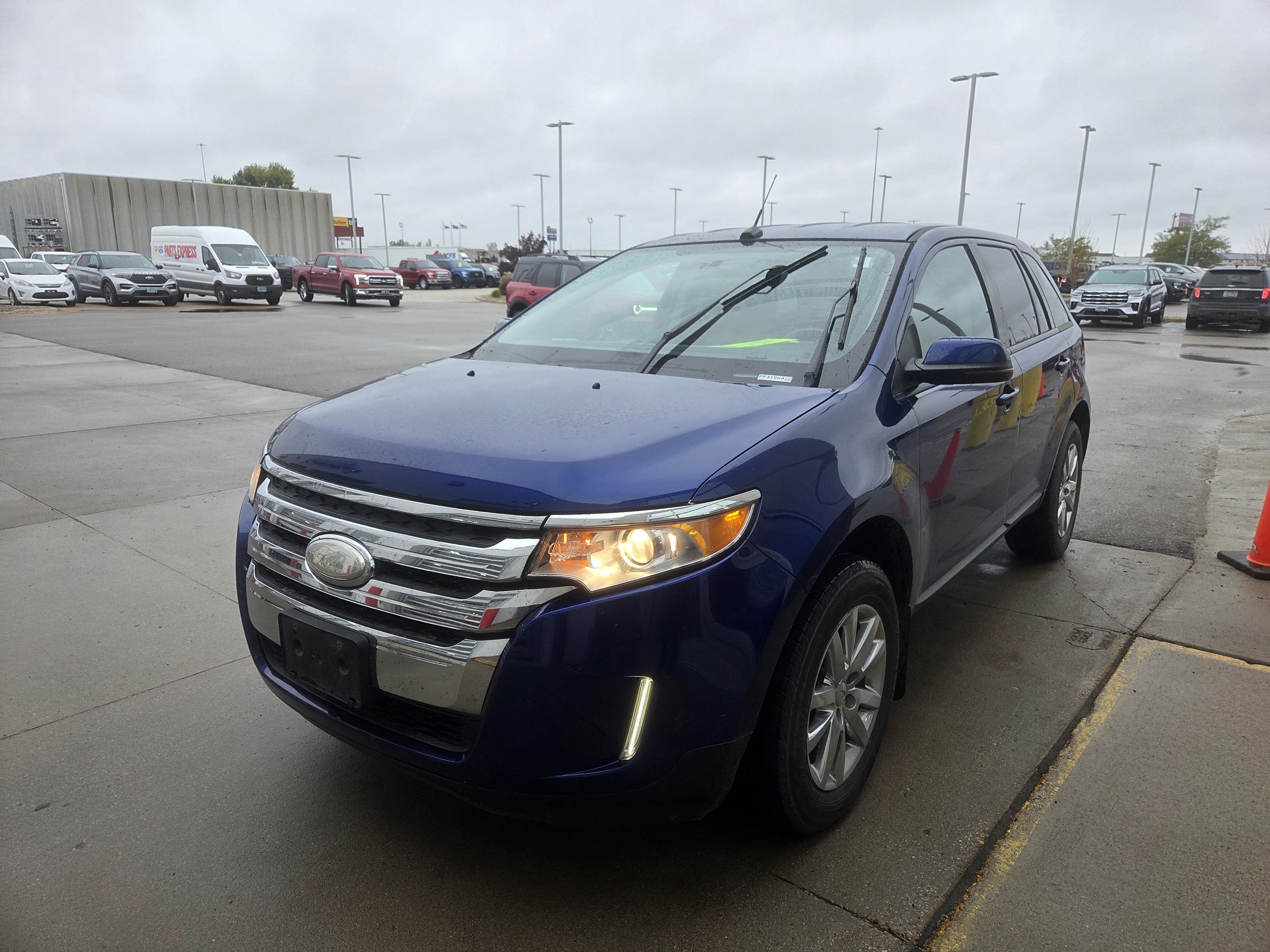 Used 2013 Ford Edge SEL AWD/4WD image 3