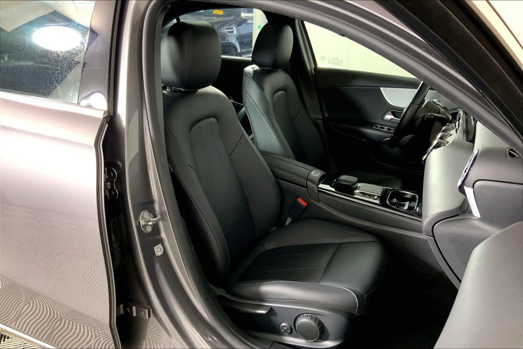 Used 2022 Mercedes-Benz A 220 image 6
