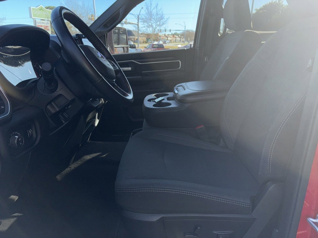Used 2024 RAM 2500 Big Horn w/ Sport Appearance Package image 11