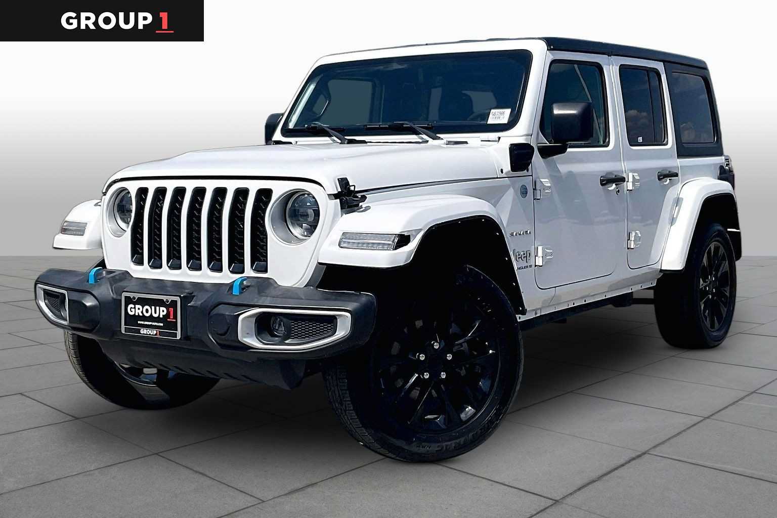 Used 2023 Jeep Wrangler Unlimited Sahara AWD/4WD image 1