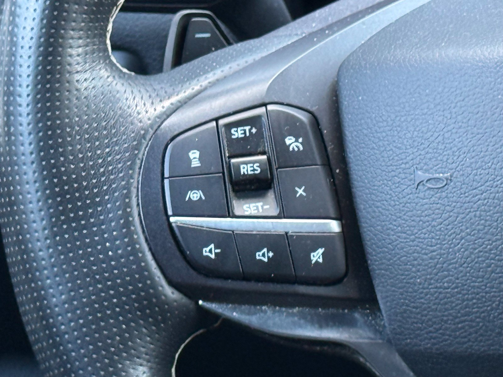 Used 2020 Ford Explorer ST w/ ST Street Pack AWD/4WD image 32