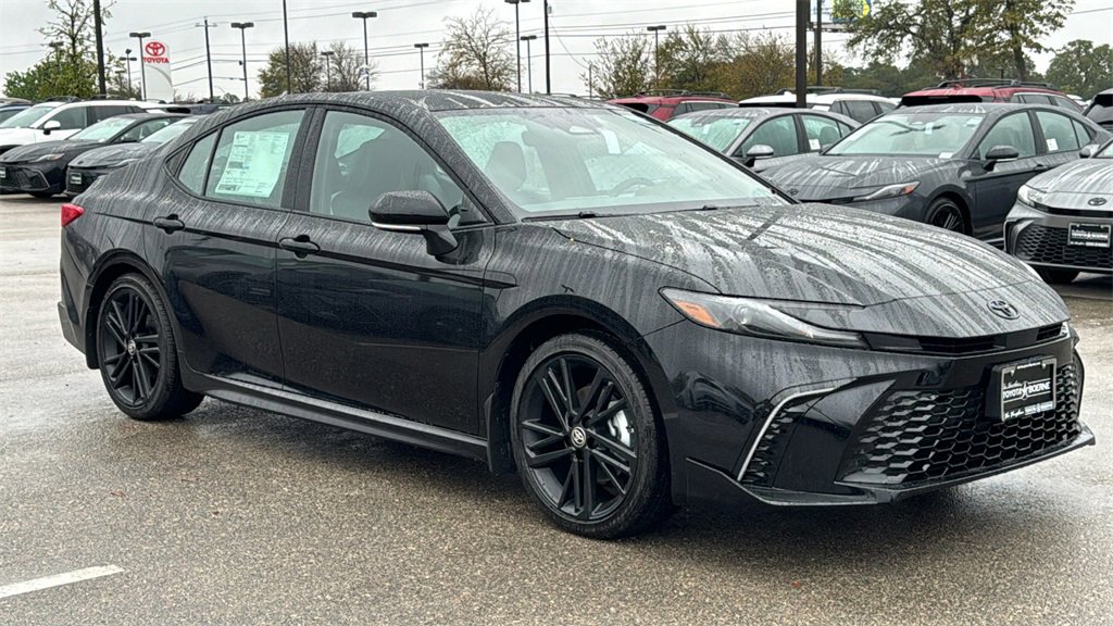 New 2026 Toyota Camry Hybrid image 3