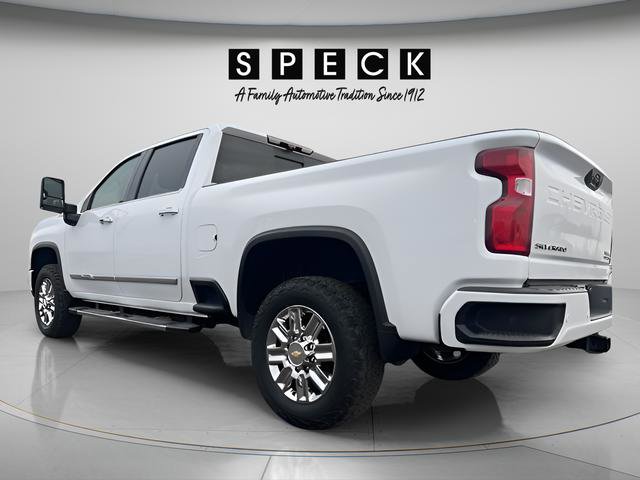 Used 2024 Chevrolet Silverado 3500 High Country w/ High Country Premium Package AWD/4WD image 3