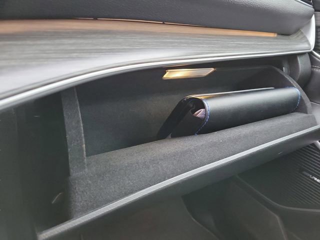 Used 2024 Jeep Wagoneer L Series II image 35