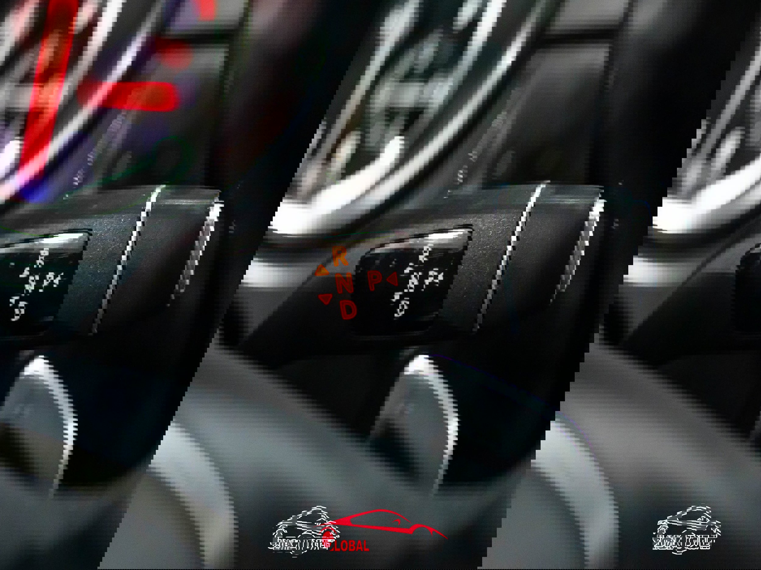 Used 2018 Mercedes-Benz GLS 550 4MATIC w/ Driver Assistance Package image 28