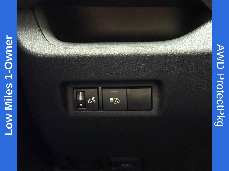 Used 2023 Toyota RAV4 LE AWD/4WD image 29