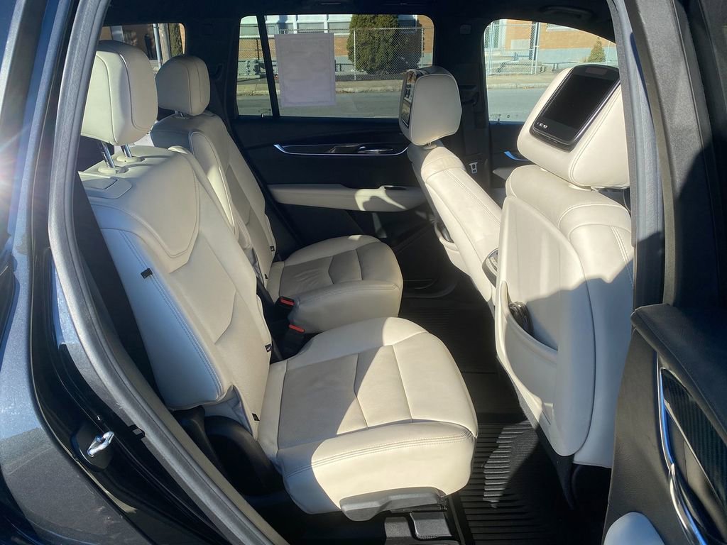 Used 2020 Cadillac XT6 Sport image 26