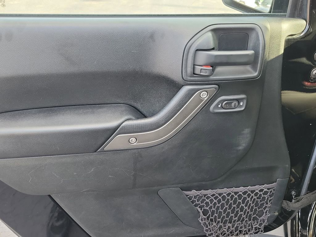 Used 2016 Jeep Wrangler Unlimited Sport w/ Quick Order Package 24S AWD/4WD image 13