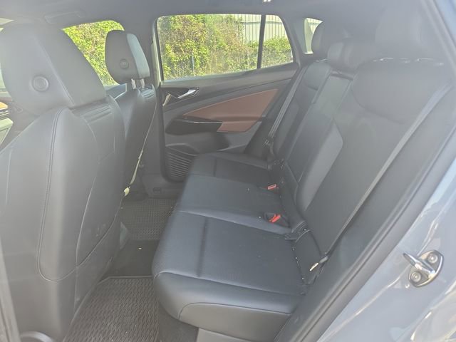 Used 2021 Volkswagen ID.4 Pro S w/ Gradient Package AWD/4WD image 11