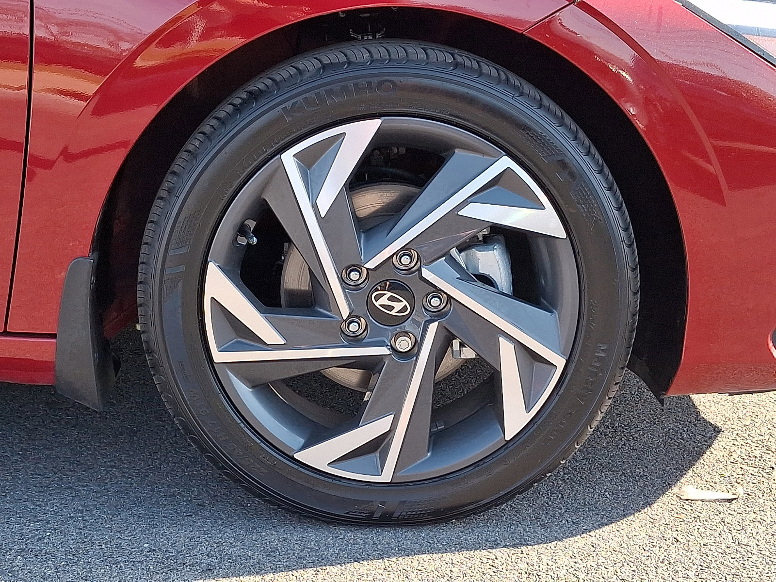 Certified 2025 Hyundai Elantra Sport FWD image 8