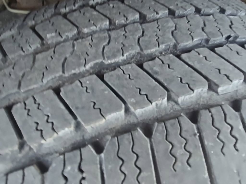 Used 2015 Nissan Titan SV w/ SV Value Truck Package image 36