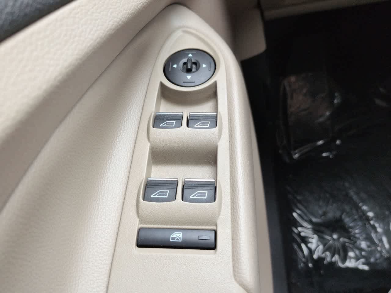 Used 2019 Ford Escape SE AWD/4WD image 22