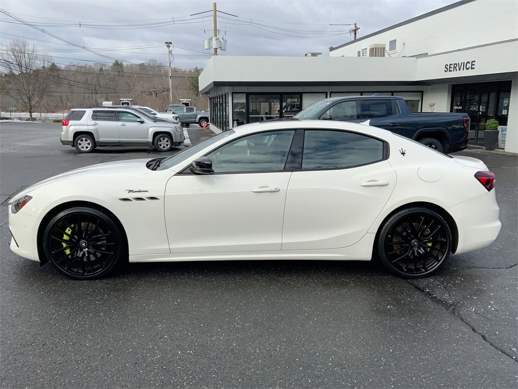 Used 2022 Maserati Ghibli Modena Q4 image 36