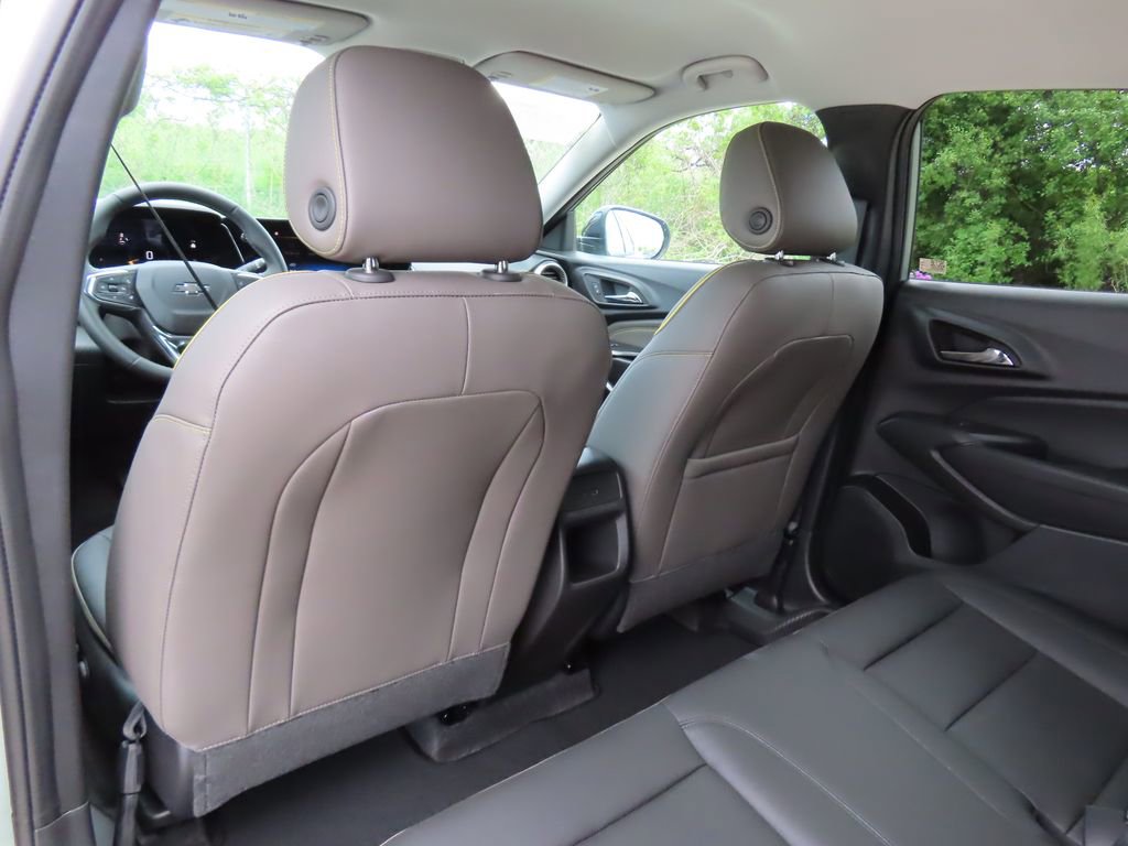 New 2026 Chevrolet Trax ACTIV w/ Driver Confidence Package FWD image 22