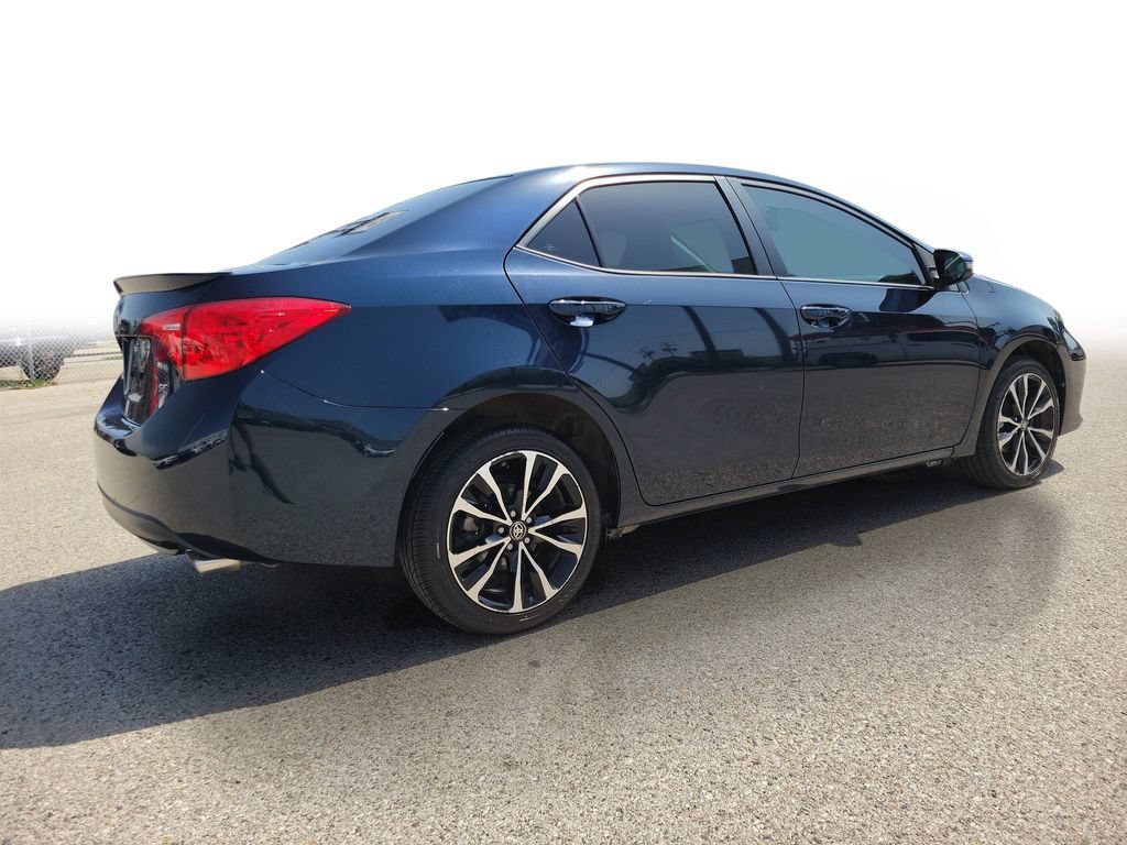 Used 2017 Toyota Corolla SE FWD image 4