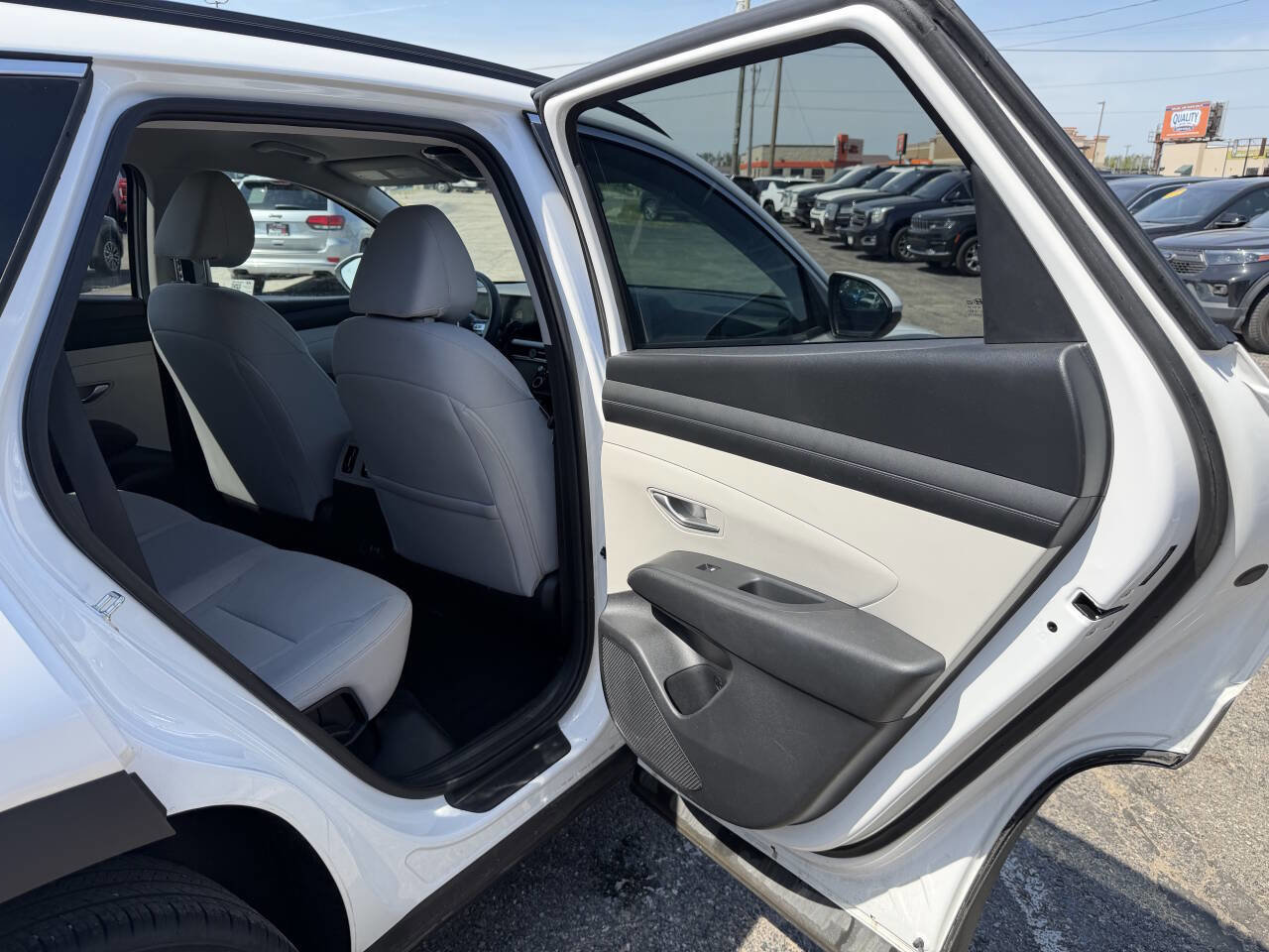 Used 2025 Hyundai Tucson SEL AWD/4WD image 44