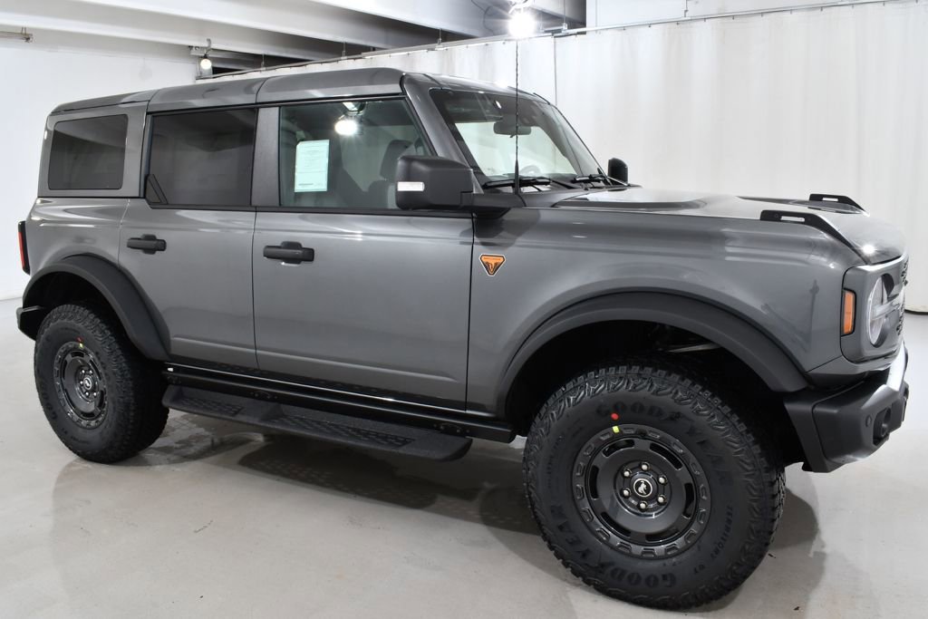 New 2025 Ford Bronco Badlands image 5