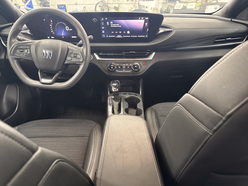 Used 2024 Buick Envista Preferred FWD image 16