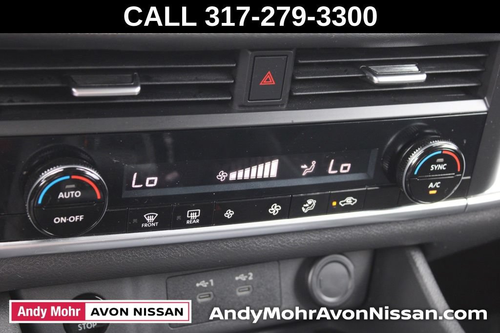 Used 2024 Nissan Rogue SV AWD/4WD image 38
