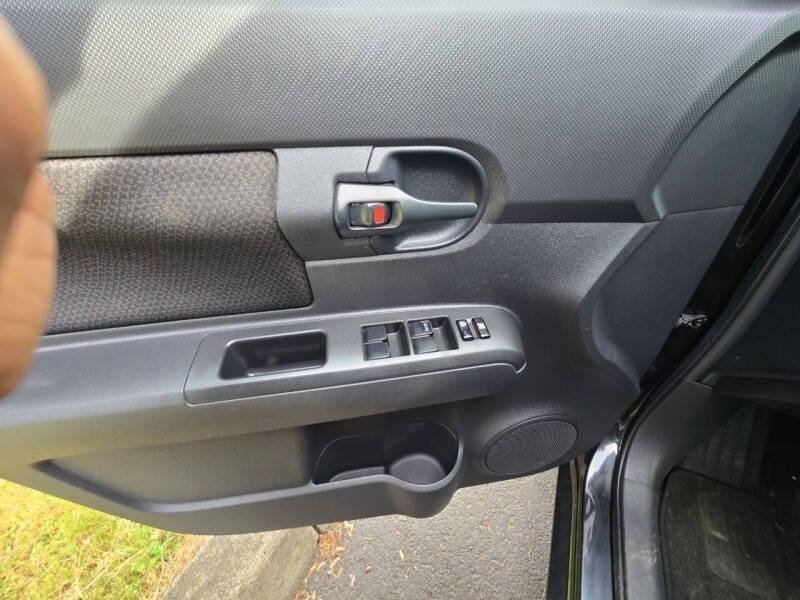 Used 2008 Scion xB FWD image 22