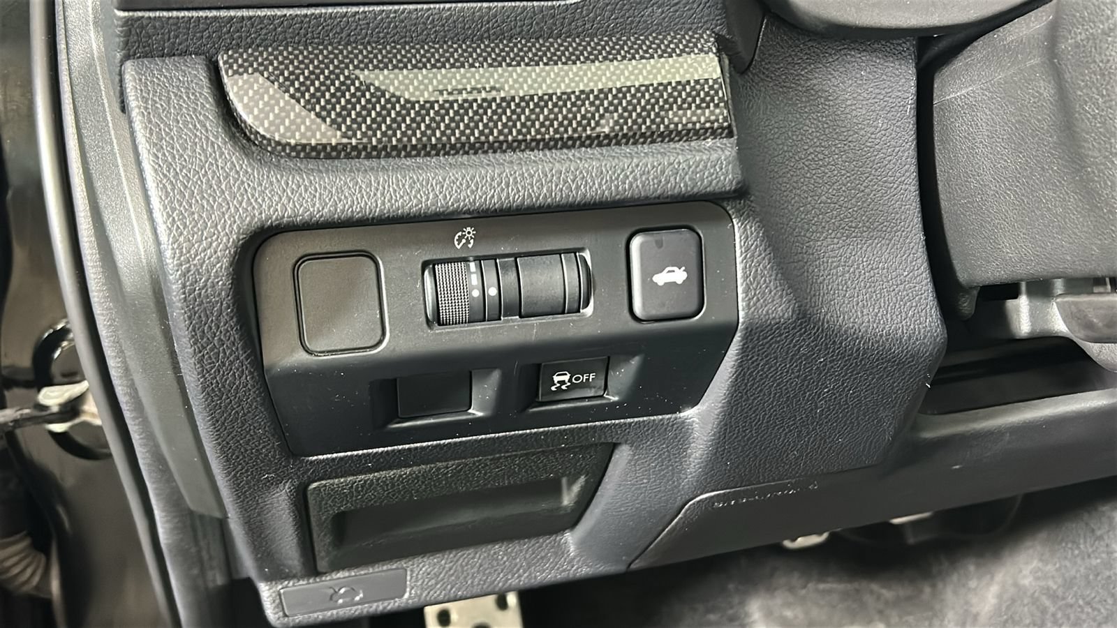 Used 2017 Subaru WRX Premium AWD/4WD image 24