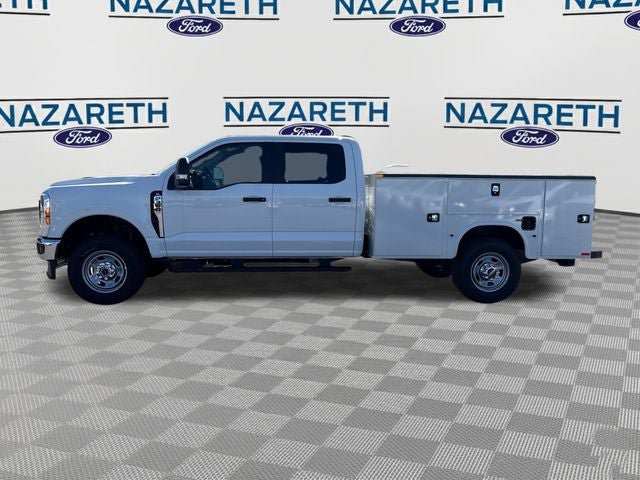 New 2026 Ford F350 XL w/ XL Chrome Package AWD/4WD image 4