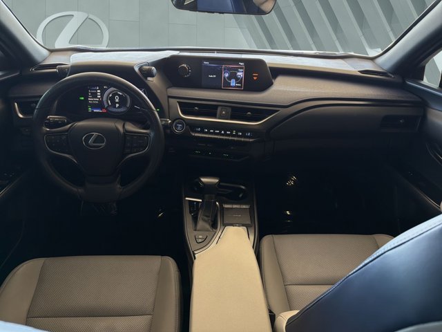 Used 2019 Lexus UX 250h w/ Premium Package AWD/4WD image 13