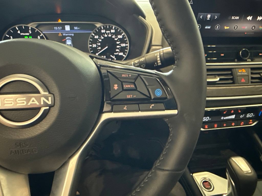 Used 2025 Nissan Altima 2.5 SL AWD/4WD image 29