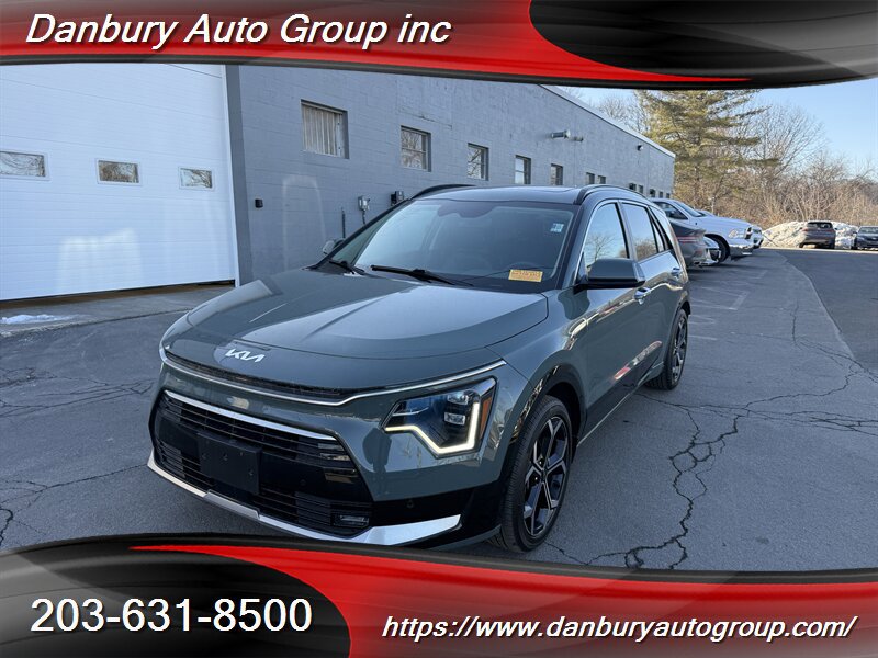 Used 2023 Kia Niro SX Touring