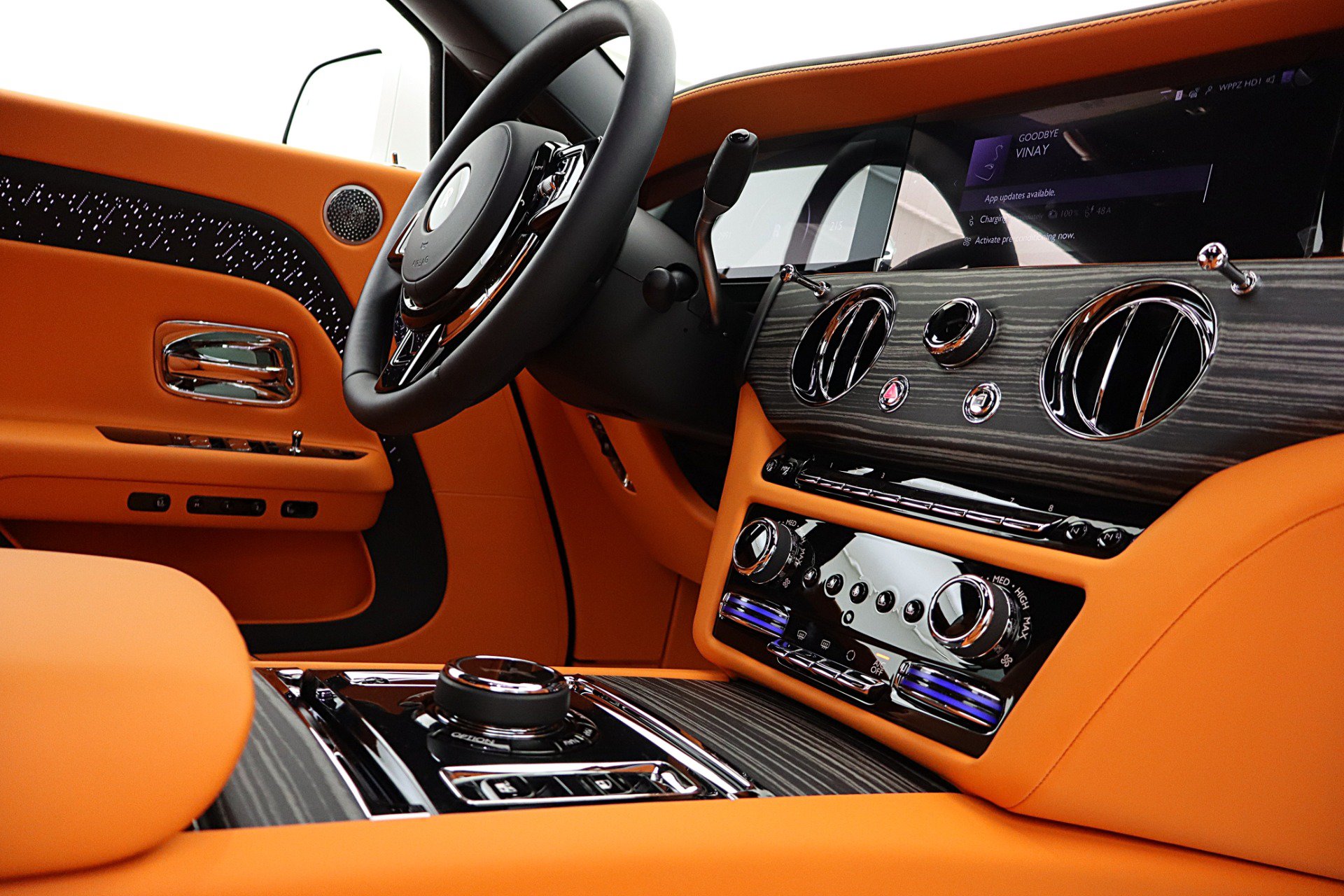Used 2026 Rolls-Royce Spectre AWD/4WD image 38