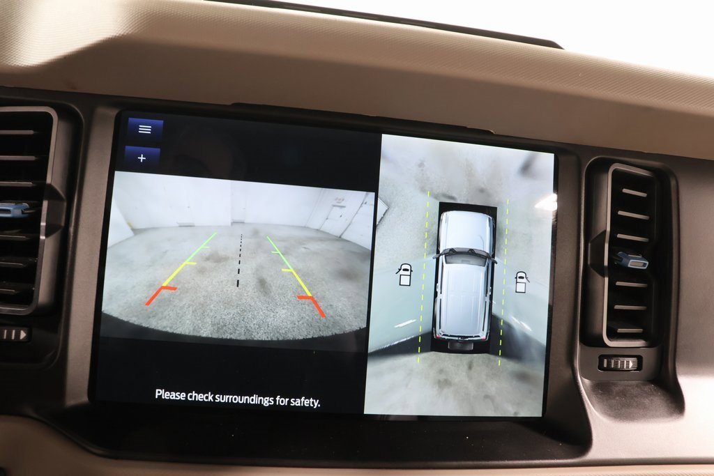 Used 2023 Ford Bronco Wildtrak image 16