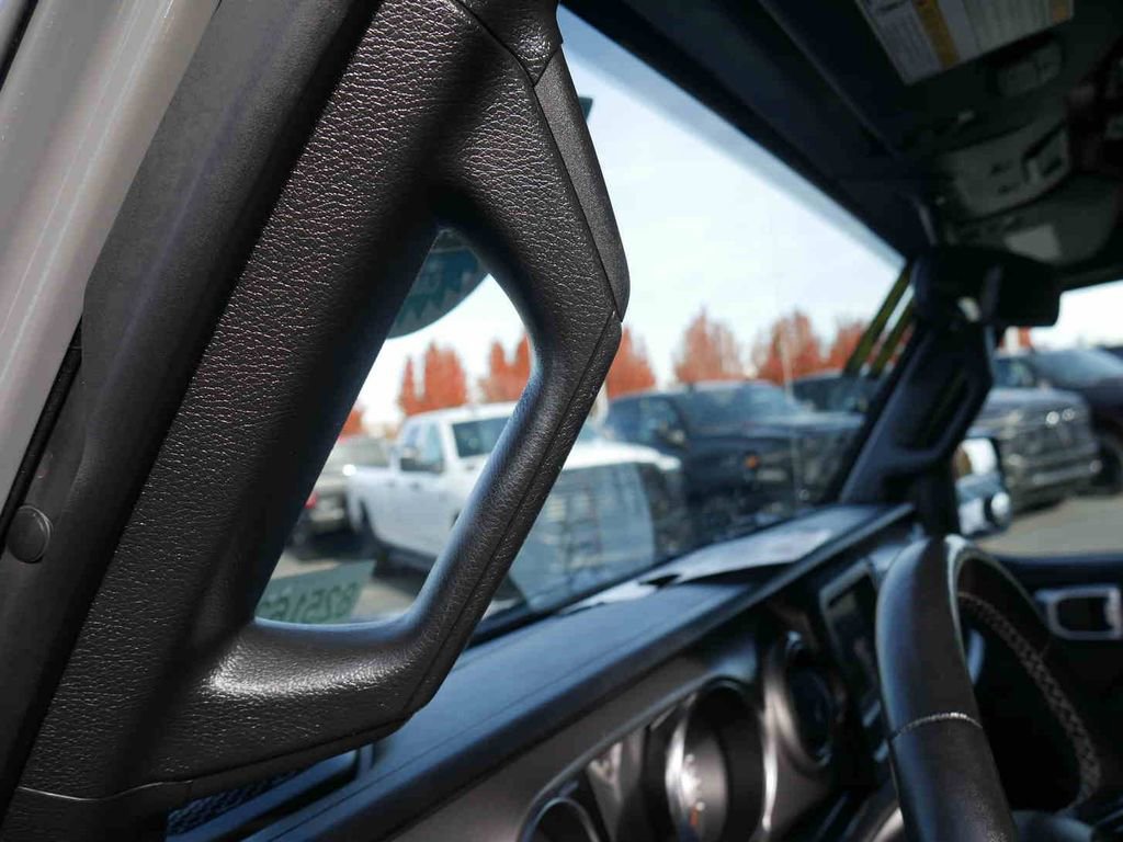 Certified 2023 Jeep Wrangler Freedom Edition image 32