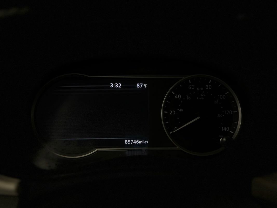 Used 2021 Nissan Versa SV image 14