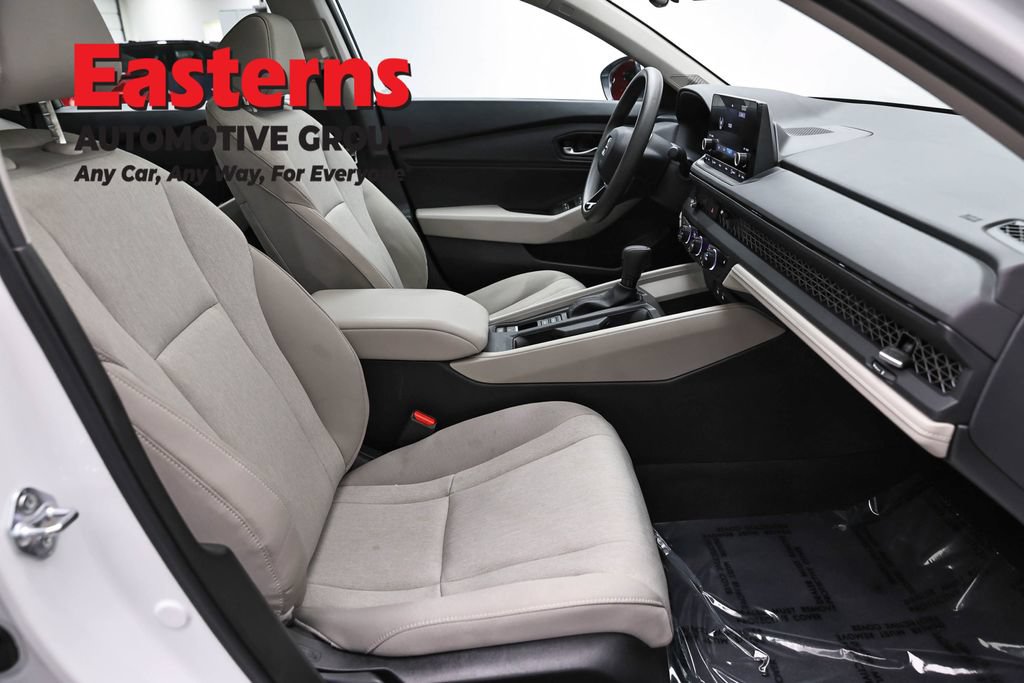 Used 2024 Honda Accord EX image 23