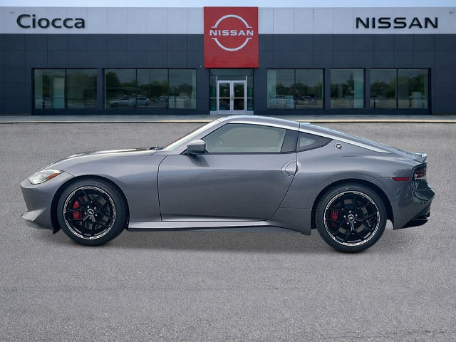 New 2027 Nissan Z Performance RWD image 2