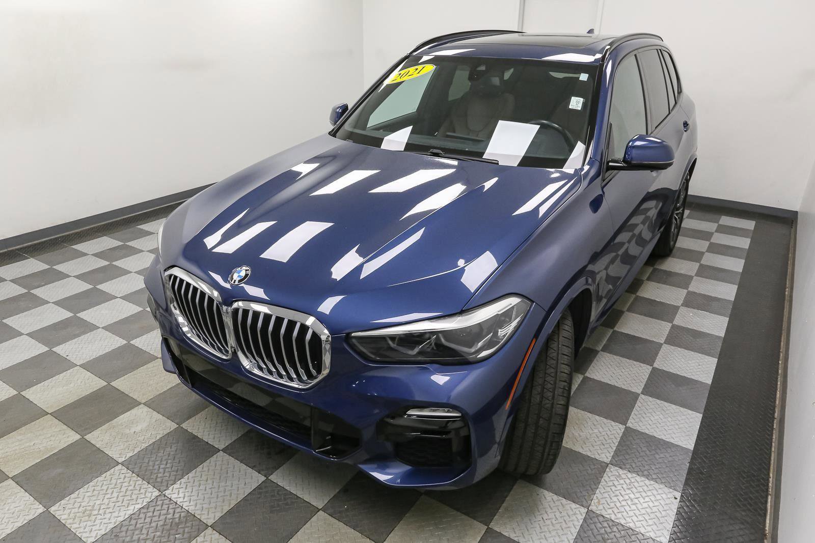 Used 2021 BMW X5 xDrive40i w/ M Sport Package image 6