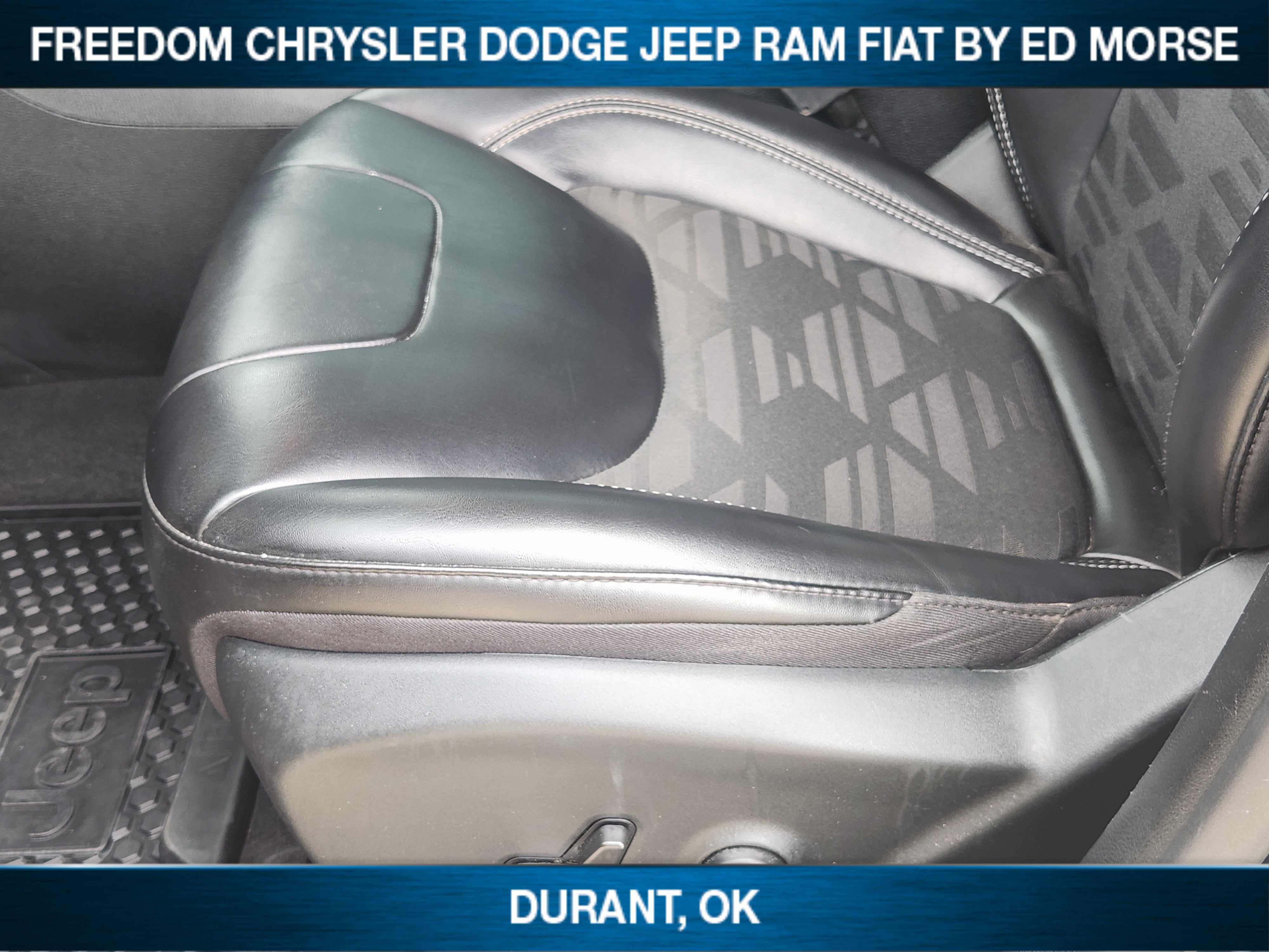Used 2022 Jeep Cherokee Latitude AWD/4WD image 17