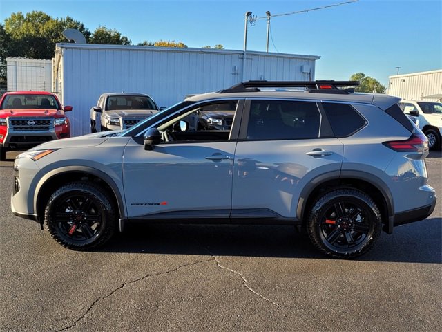 New 2026 Nissan Rogue SV image 4