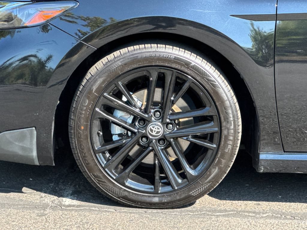 Used 2025 Toyota Camry SE w/ Convenience Package FWD image 37