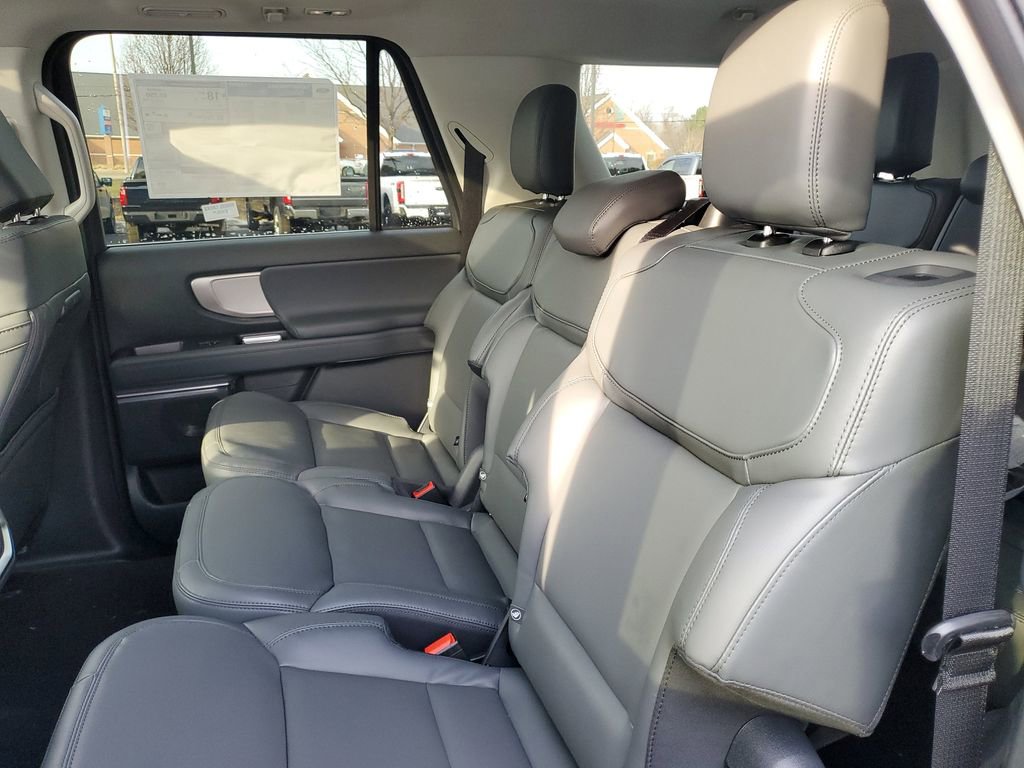 New 2026 Ford Expedition Max Active image 31