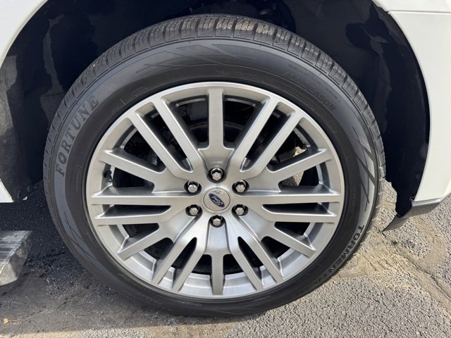 Used 2023 Ford Expedition Max Limited image 9