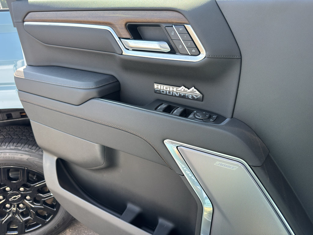 New 2026 Chevrolet Silverado 1500 High Country AWD/4WD image 29