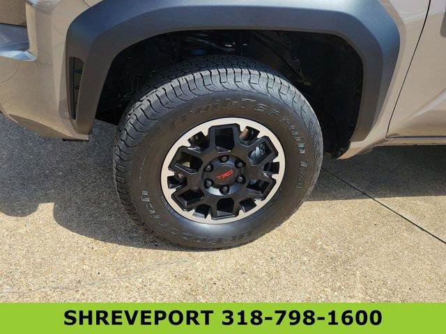 Used 2026 Toyota Tacoma TRD Off-Road AWD/4WD image 33