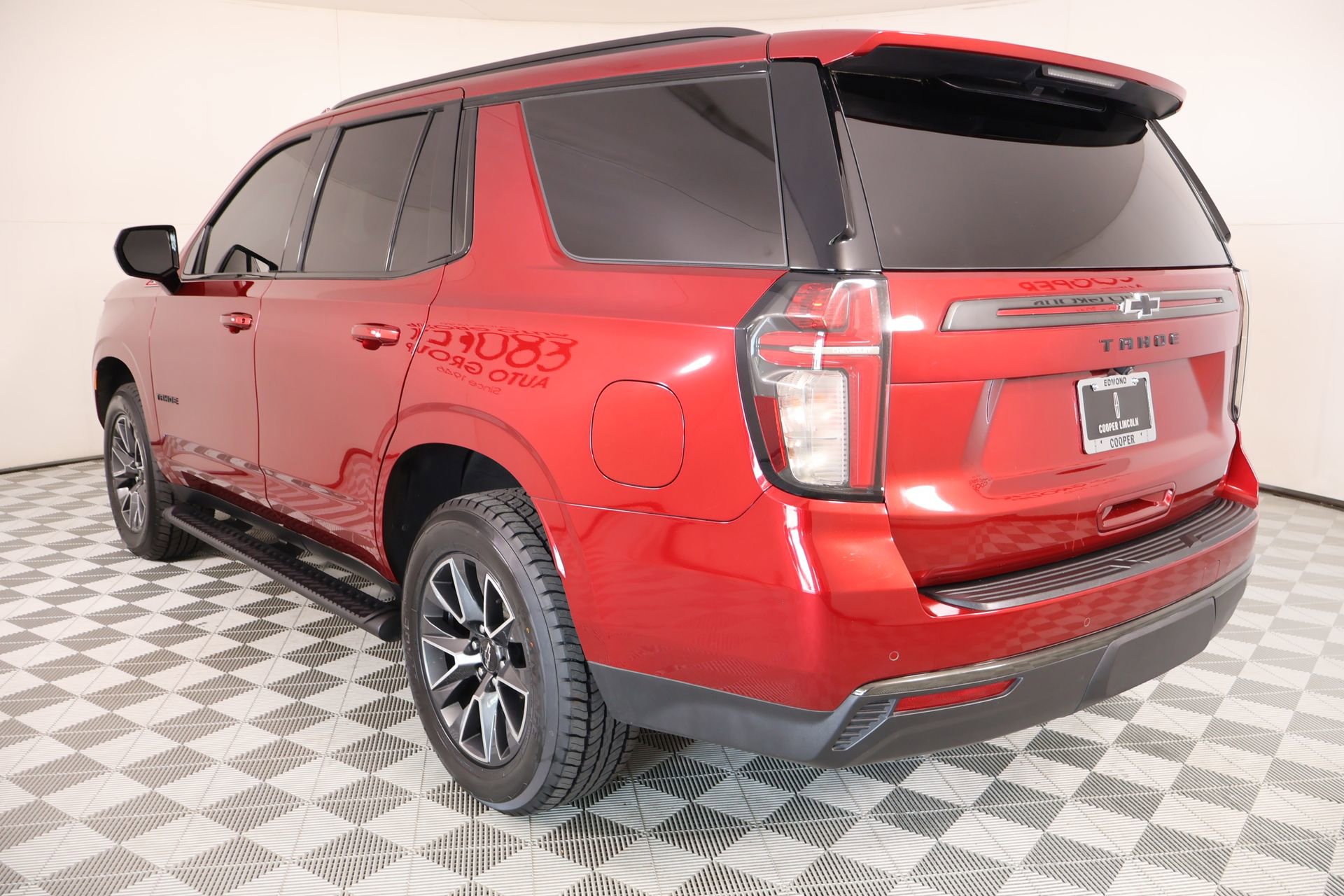 Used 2021 Chevrolet Tahoe Z71 AWD/4WD image 23