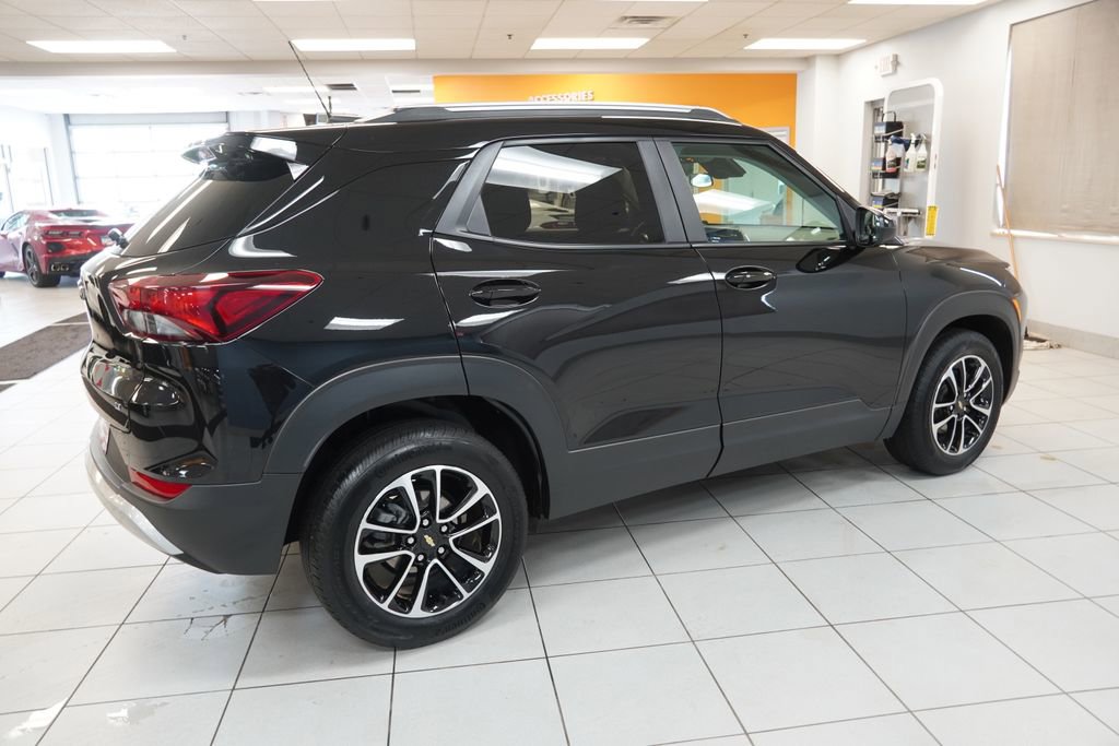 Certified 2024 Chevrolet TrailBlazer LT FWD image 11