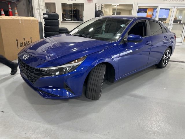 Certified 2023 Hyundai Elantra SEL w/ Convenience Package image 18