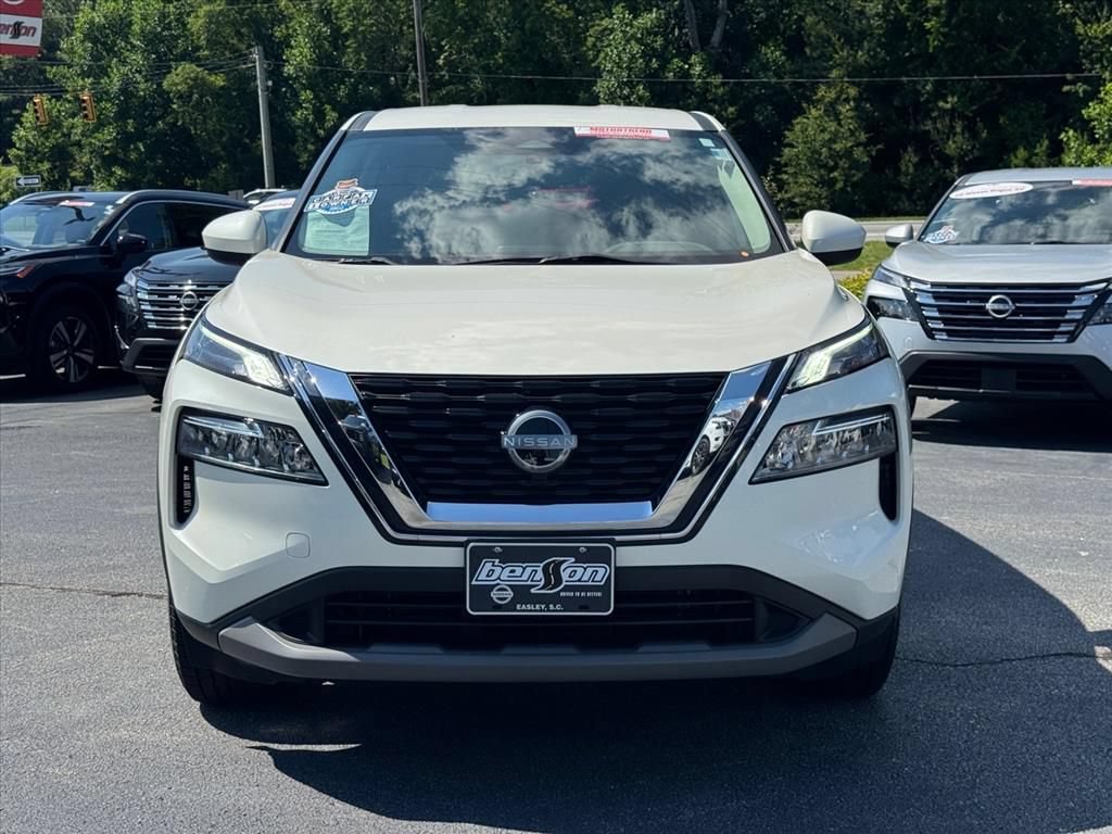 Certified 2023 Nissan Rogue SV FWD image 8