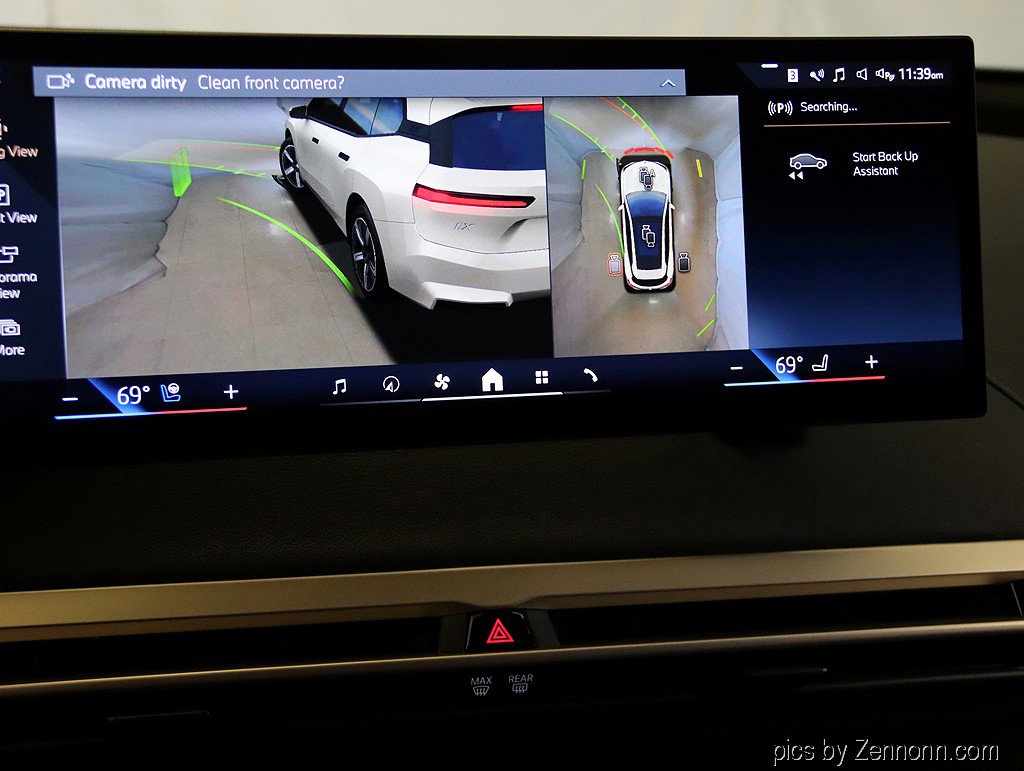 Used 2026 BMW iX xDrive45 w/ Premium Package image 24